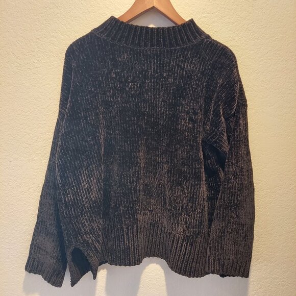 Soft Black Chenille Sweater Size S - Picture 7 of 8